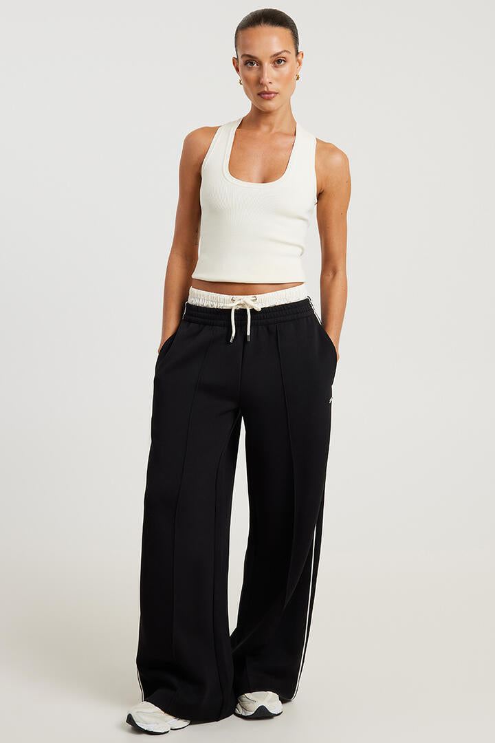 P.E Nation Triumph Dual Pant Black/Whisper White