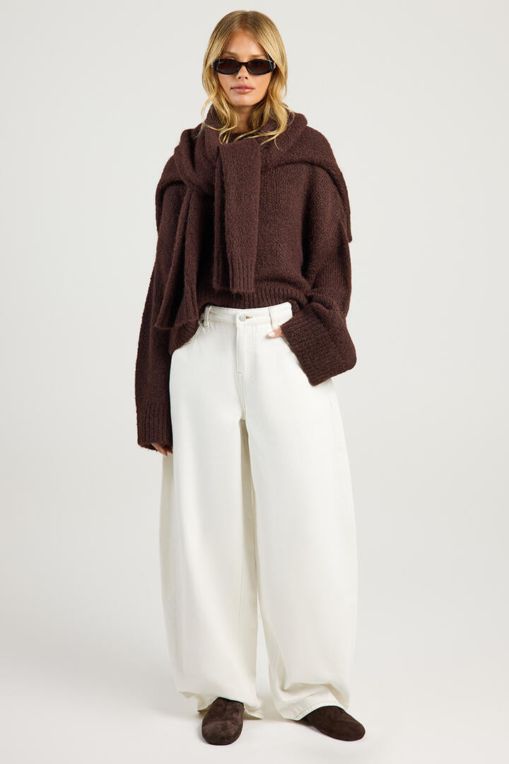 Ode Low Rise Super Barrel Leg Jean Off White