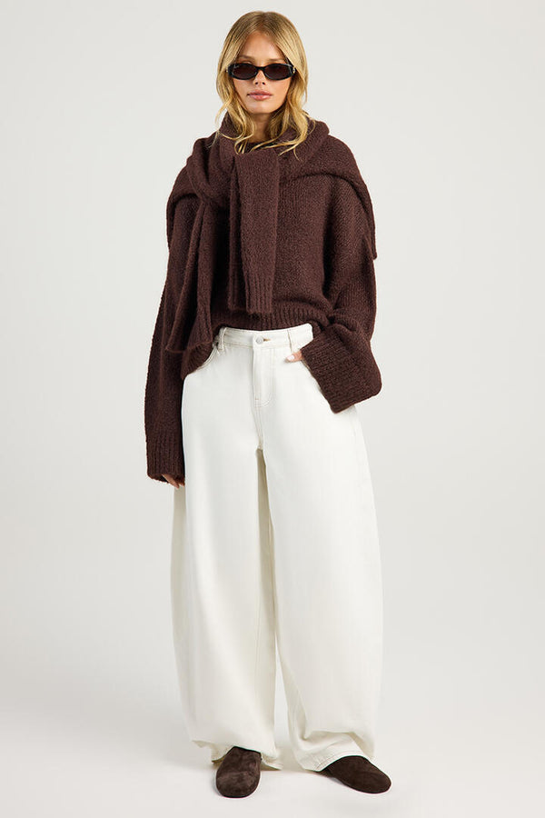 Ode Low Rise Super Barrel Leg Jean Off White