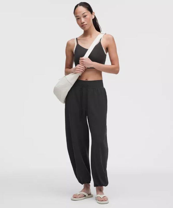 Groove Low-Rise Relaxed Cinch Pants Asia Fit
