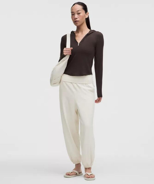 Align™ Foldover Relaxed Joggers Asia Fit