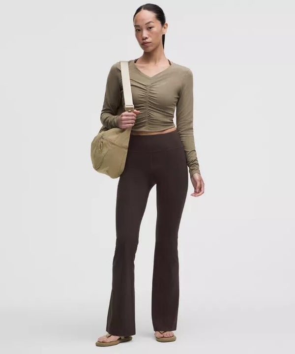 Groove High-Rise Flared Pants with Pockets 30" Asia Fit
