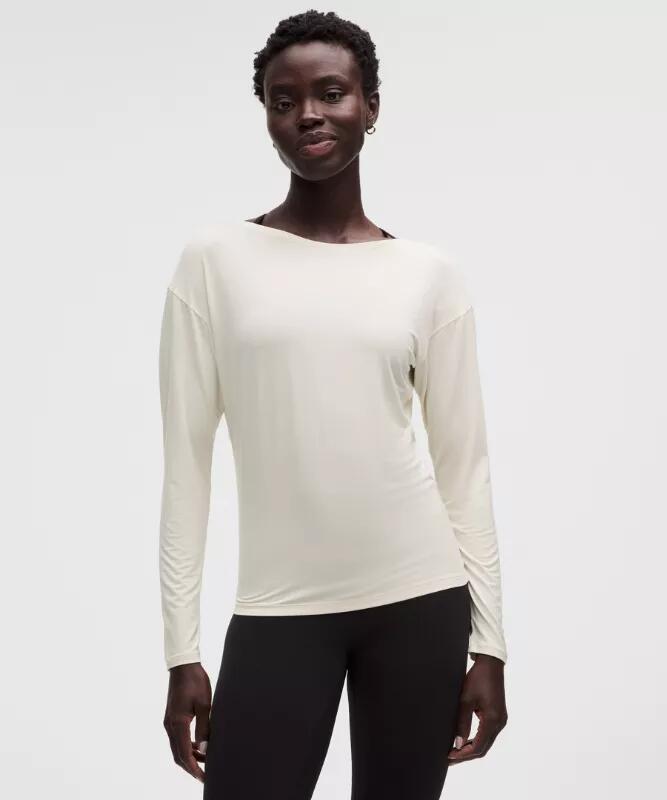 SilkyAppeal Hip-Length Long-Sleeve Shirt
