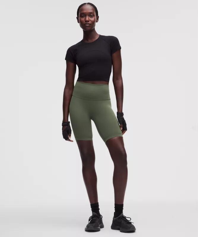 Wunder Train High-Rise Shorts 8"