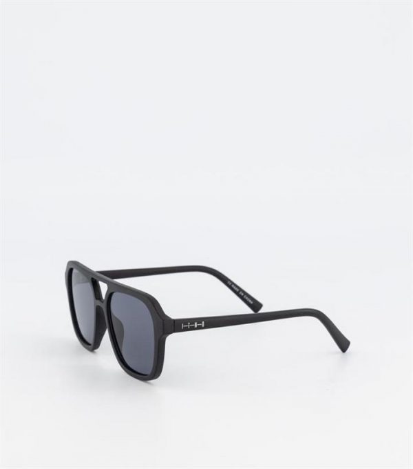 ITNO Eyewear ITNO Eyewear Harrison Sunglasses Matte Black Metal-Smoke Gradient