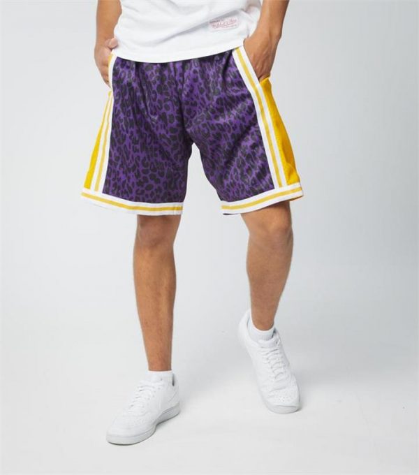 Mitchell & Ness Mitchell & Ness Lakers SWG Shorts Purple